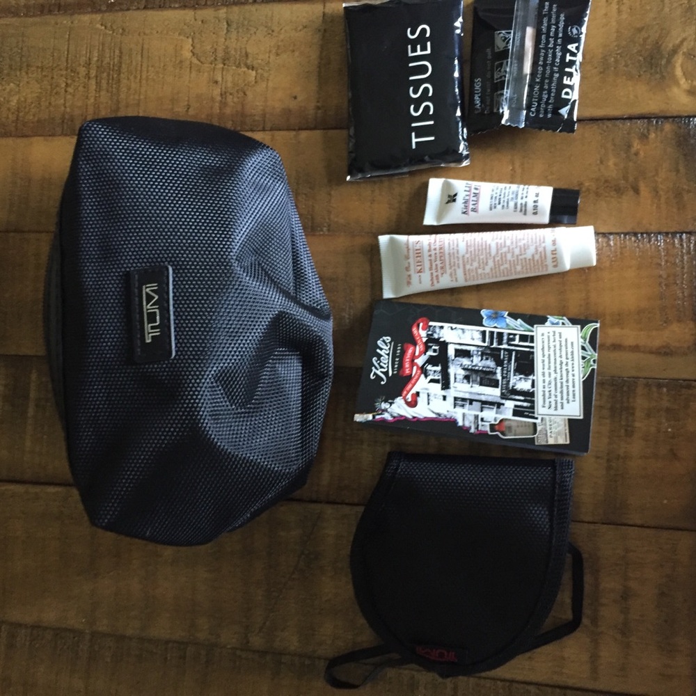 Tumi travel kit
